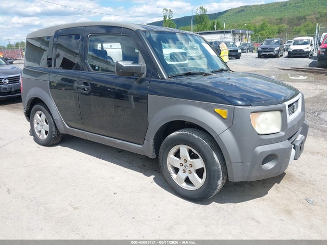 Salvage Honda Element Image