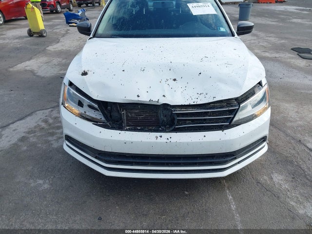 Volkswagen Jetta 1.4t S