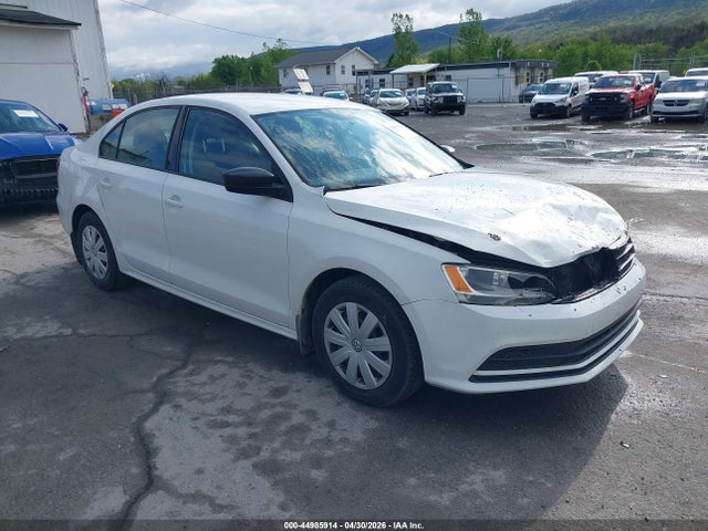 Salvage Volkswagen Jetta Image