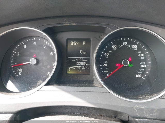 Volkswagen Jetta 1.4t S