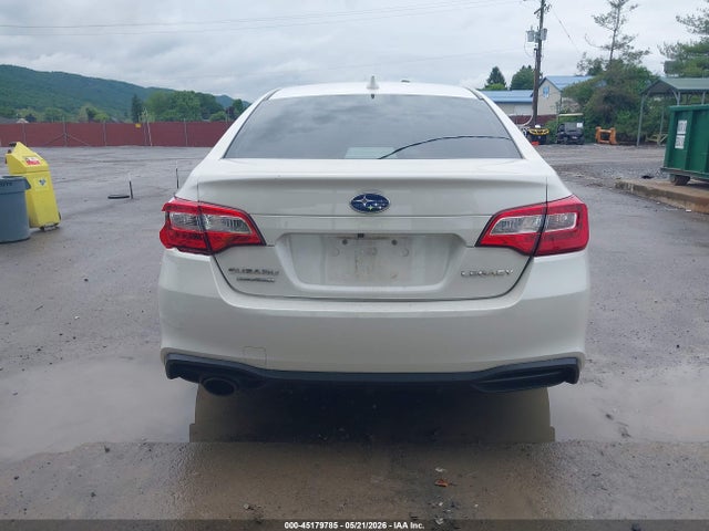 Subaru Legacy 2.5i Premium