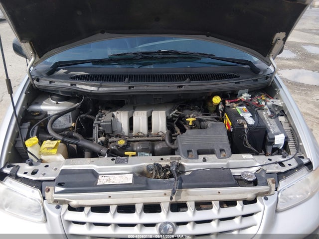 Plymouth Grand Voyager Se