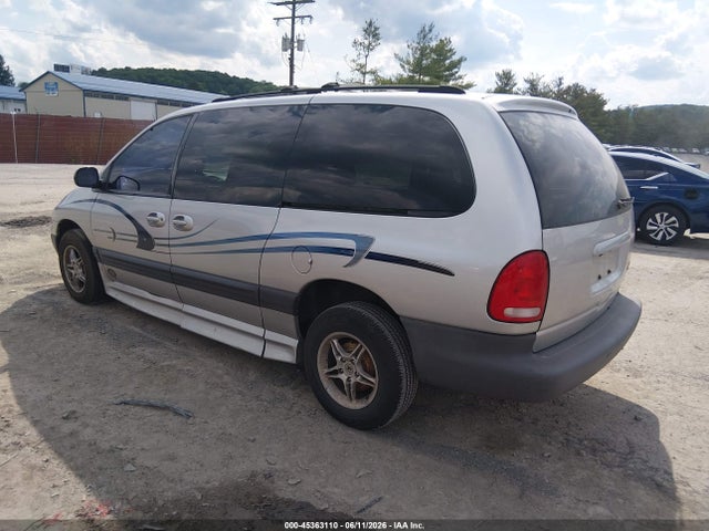 Plymouth Grand Voyager Se