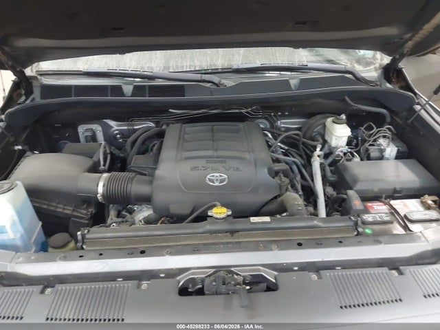 Toyota Tundra Sr5 5.7l V8