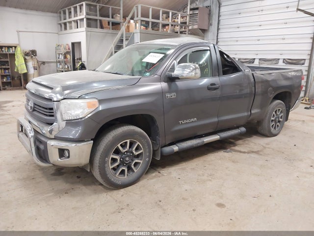 Toyota Tundra Sr5 5.7l V8