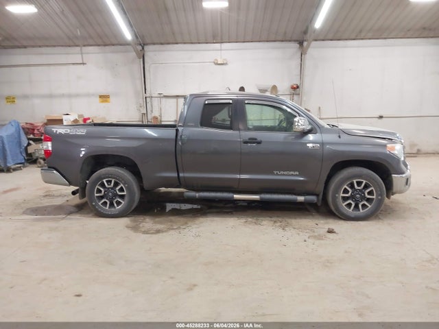 Toyota Tundra Sr5 5.7l V8