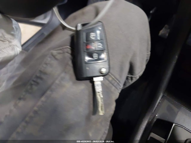 Volkswagen Tiguan 2.0t S