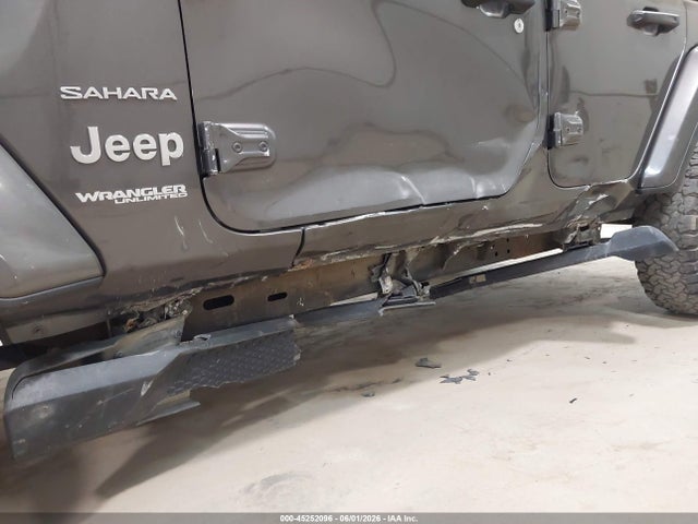 Jeep Wrangler Sahara 4x4