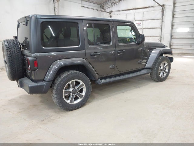 Jeep Wrangler Sahara 4x4