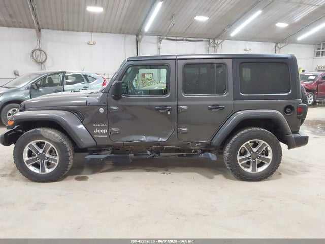 Jeep Wrangler Sahara 4x4