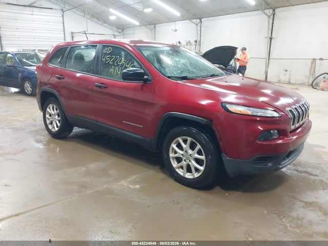 Salvage Jeep Cherokee Image