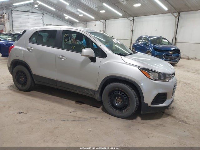 Salvage Chevrolet Trax Image