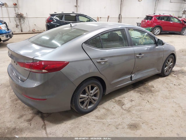 Hyundai ELANTRA Sel