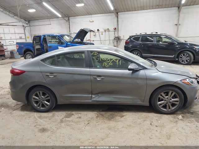 Hyundai ELANTRA Sel