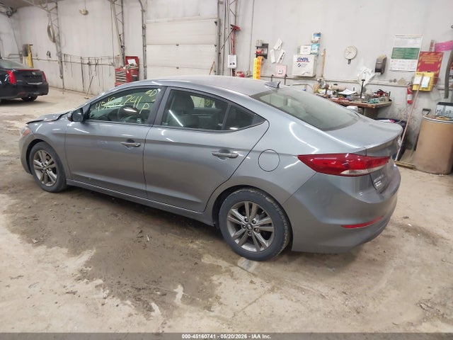 Hyundai ELANTRA Sel