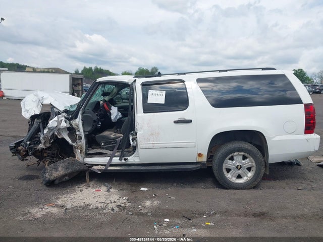 Chevrolet Suburban 1500 Ls