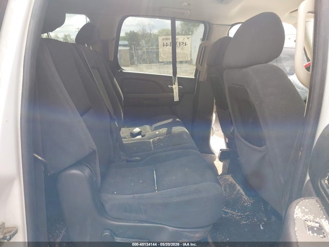 Chevrolet Suburban 1500 Ls