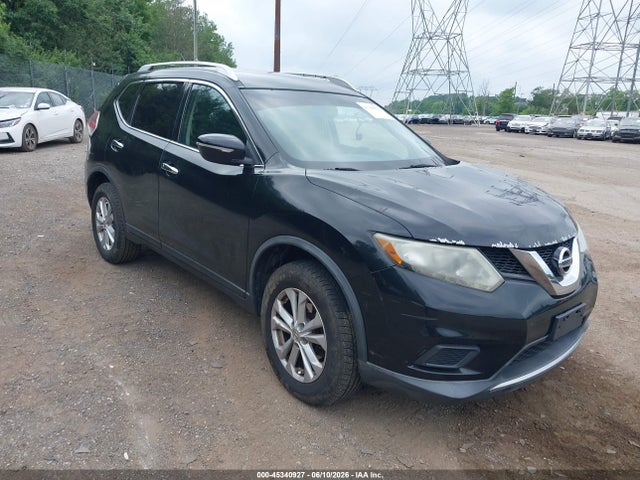 Salvage Nissan Rogue Image