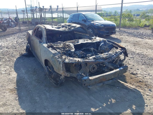 Salvage Chevrolet Camaro Image