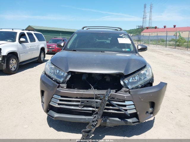 Toyota Highlander Limited