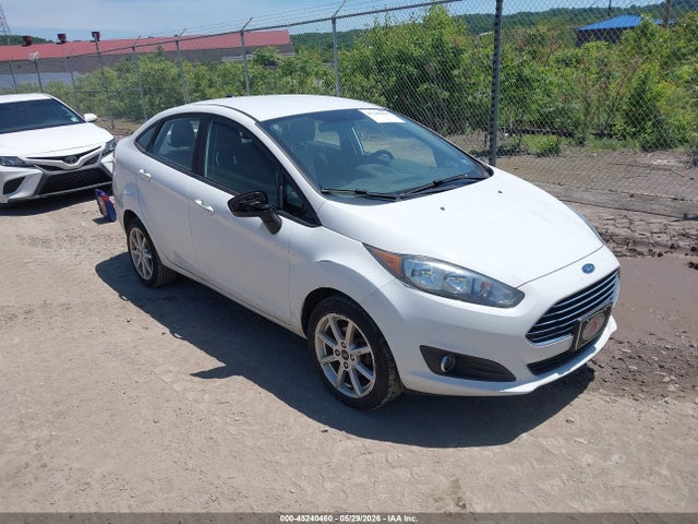 Salvage Ford Fiesta Image