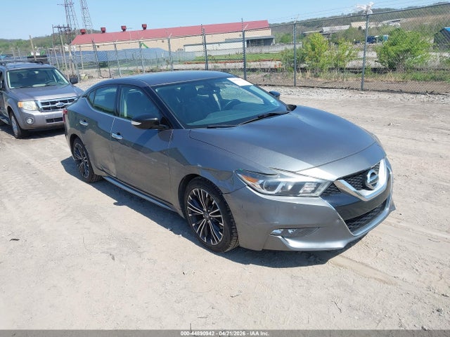 Salvage Nissan Maxima Image
