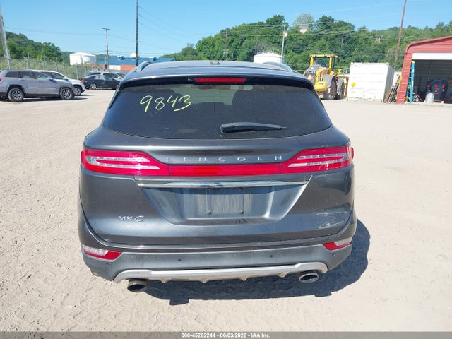 Lincoln MKC Standard