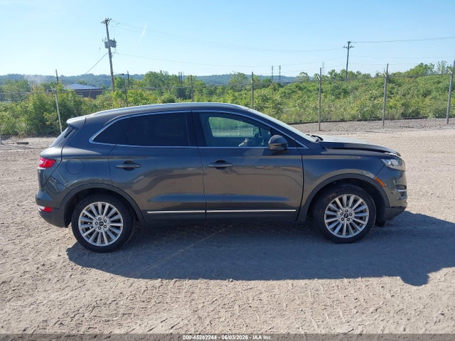 Lincoln MKC Standard