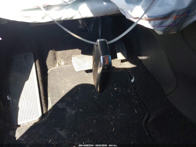 Lincoln MKC Standard