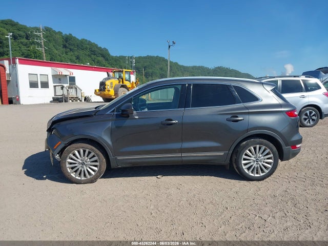 Lincoln MKC Standard