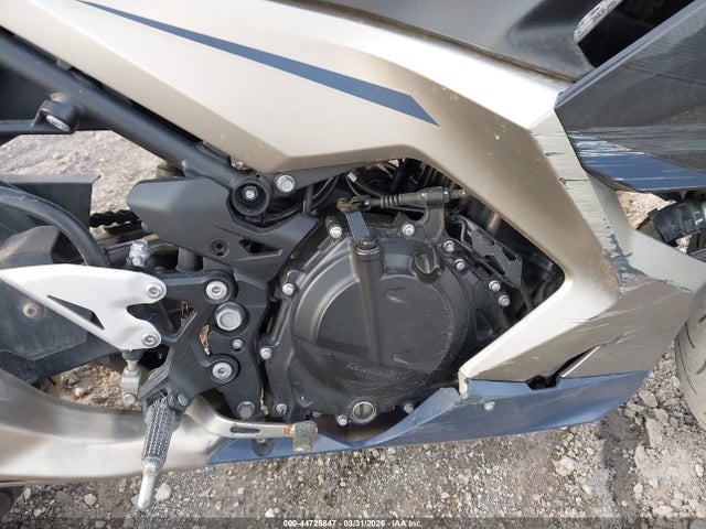 Kawasaki Ex400