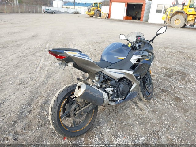 Kawasaki Ex400