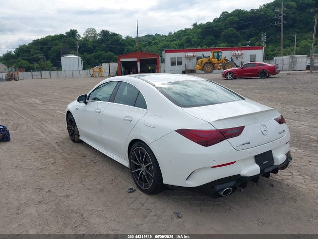 Mercedes-Benz Cla-class 4matic