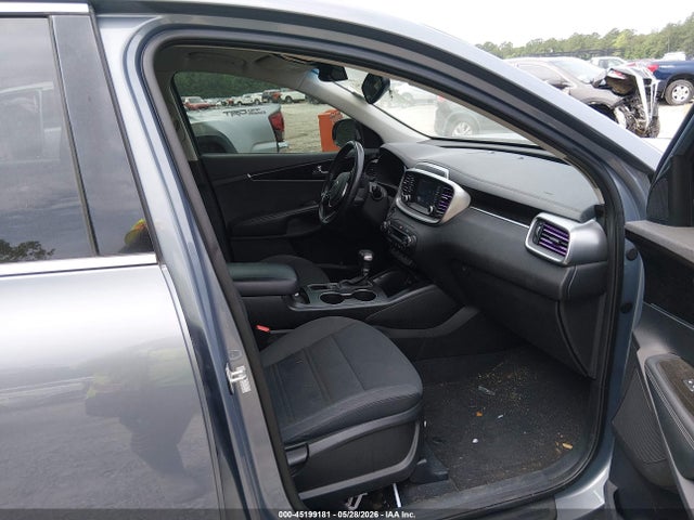 Kia Sorento S V6