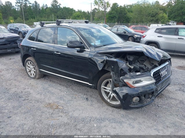 Salvage Audi Q5 Image