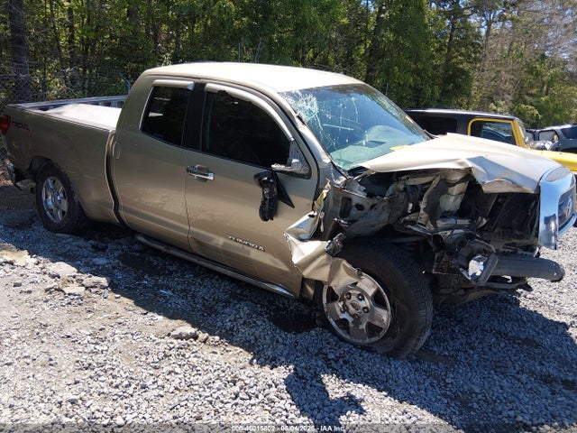 Salvage Toyota Tundra Image