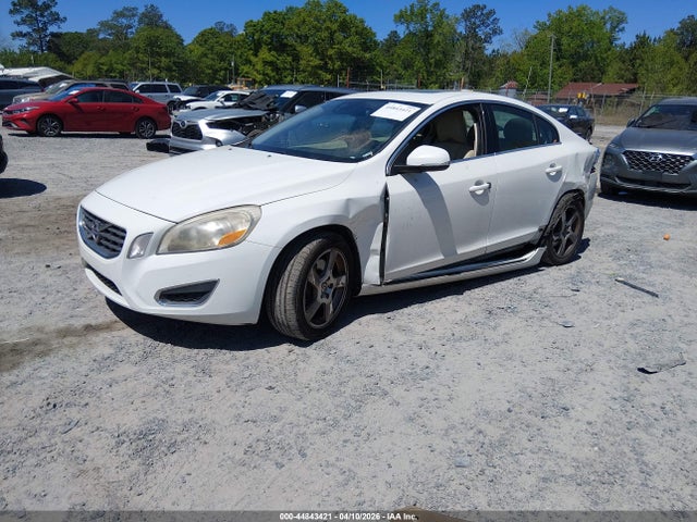 Volvo S60 T5