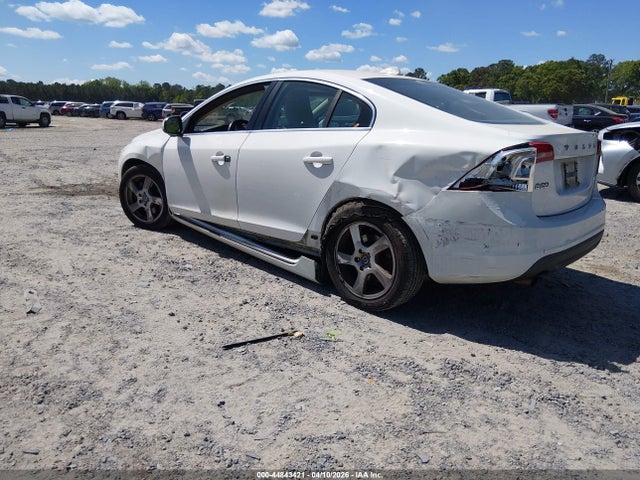 Volvo S60 T5
