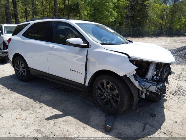 Salvage Chevrolet Equinox Image