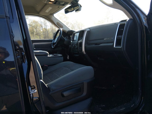 Ram 1500 Big Horn  4x4 5'7 Box