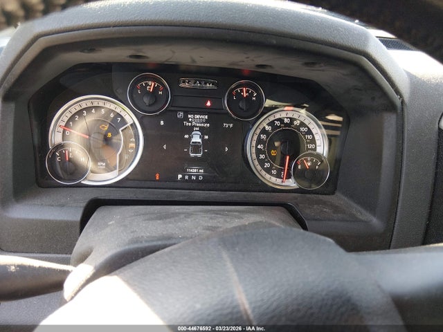 Ram 1500 Big Horn  4x4 5'7 Box