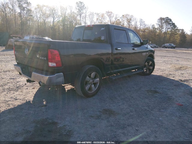 Ram 1500 Big Horn  4x4 5'7 Box