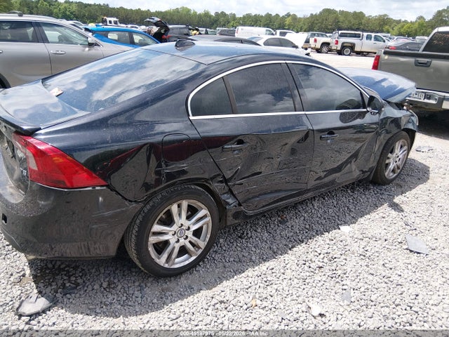 Volvo S60 T5