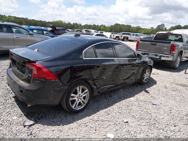 Volvo S60 T5