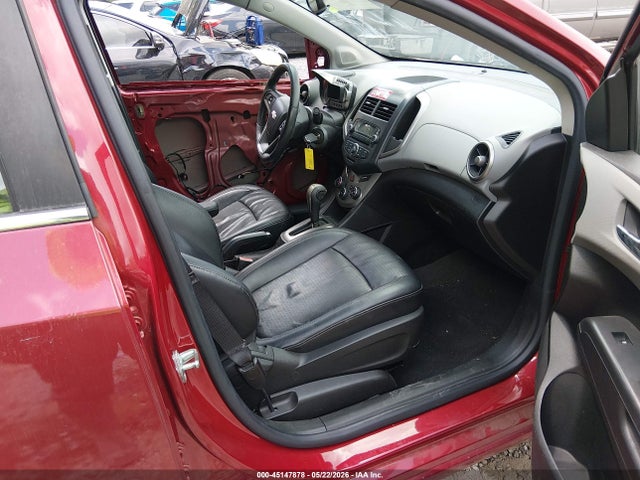Chevrolet Sonic 2lz