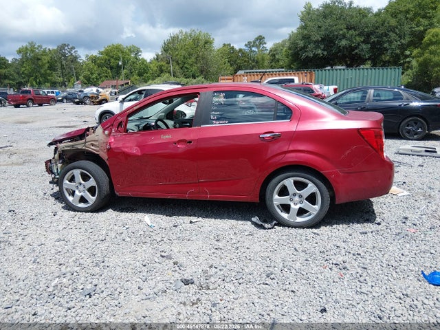 Chevrolet Sonic 2lz