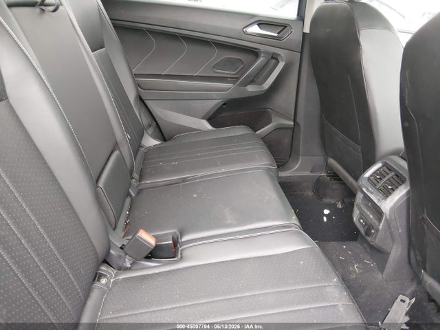 Volkswagen Tiguan 2.0t Se