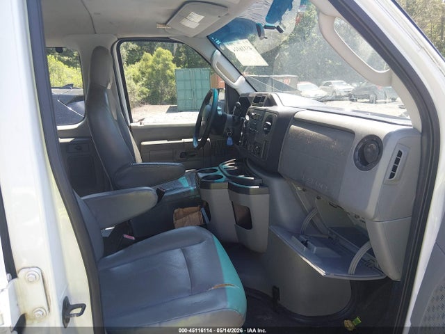Ford E-350 Xl