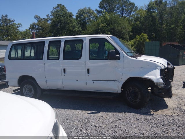 Ford E-350 Xl