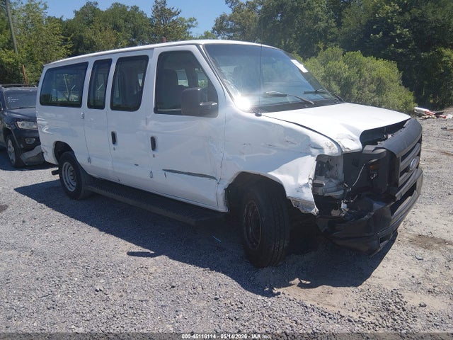 Salvage Ford E-350 Image